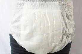 纸尿裤与拉拉裤到底有什么区别？啥时候用它们，终于明白了图片