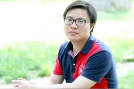 继尿尿诗后，著名WC诗人刘傲夫不服批判，再发一首诗，结果更差图片