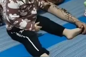 孩子静悄悄，必定在作妖图片