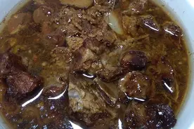 吃素久了能闻到吃肉的人身上有臭味？吃素和吃肉，谁身体更健康？图片