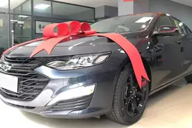 实拍迈锐宝XL，黑武士造型+2.0T，连跌5.5万，纯黑内饰你能接受？图片