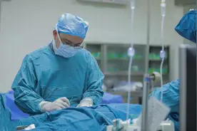 再破记录！出生俩月随时可能心脏停跳夭折，省内最小先心宝宝植入心内膜永久起搏器图片