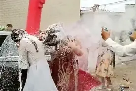 迎亲时被亲戚闹婚，邵阳一新郎眼睛差点失明！这些婚闹如此胡闹，小心坐牢图片