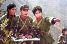 作训参谋婚恋两次受挫，列车邂逅女军官，推行爱情“三部曲”图片