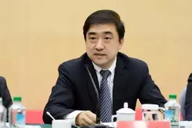 时隔两年，“70后”正厅级“一把手”重回老本行图片