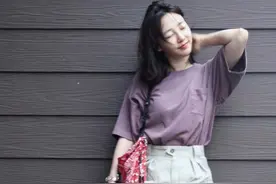 白百何算啥女明星？肉肉腿又粗又壮，还拥有一对“毒脚趾”图片