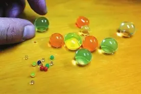 这些会伤害孩子的危险玩具，快来看看你家有没有？图片