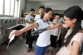 武汉考生高考作弊被曝：孩子，人生的路上，从来没有捷径可以走图片