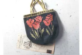 3款好织又好看钩针提花手提包编织图解图片