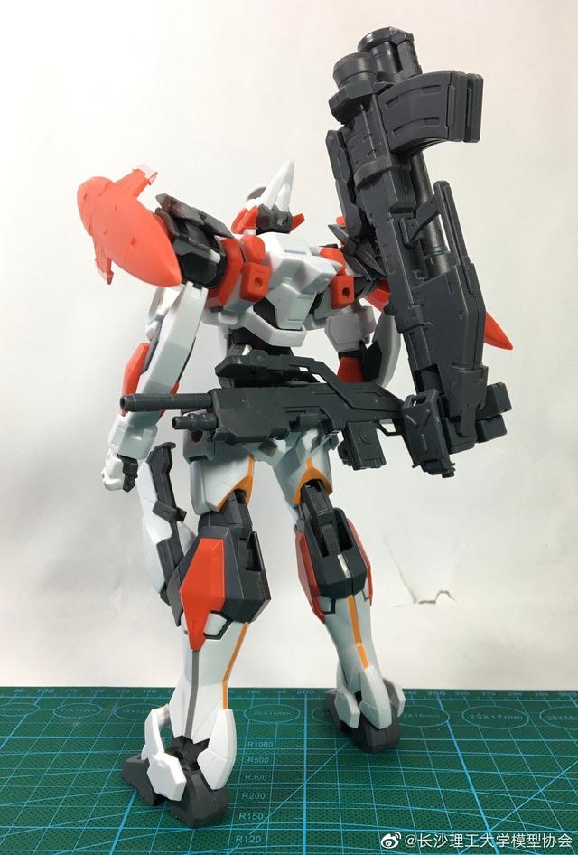 宅客模玩原创测评：青岛社 1/48 烈焰魔剑 测评（素组+展示部分）