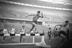 百年瞬间丨第一届全国运动会开幕图片