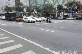 六堰马路上新出现一个特别的标志，你看得懂吗图片