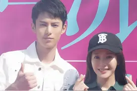 秦岚和小20岁王鹤棣演情侣，曾经的“湾仔码头”cp让我意难平图片