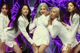 韩国女团穿超短裙跳热舞，身材凹凸有致超吸睛，最小成员竟才16图片