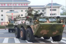 为防暴任务特化，细品驻澳部队ZSL-92B轮式防暴装甲车图片