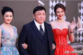父债女还？导演王晶的女儿出演风月片，近照撩人令观众迫不及待图片