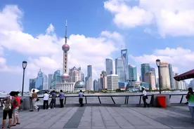 ​人均GDP从1万到2万美元，英法用12年，中国需要几年？图片