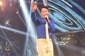 黎明演唱会罕有谈及婚姻，暗示已再婚，助手生娃三年后地位获认可图片