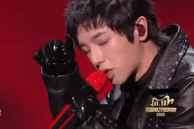 双十一晚会：华晨宇的这首《斗牛》，暴露了自己的真实唱功图片