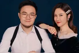 宋丹丹38岁儿媳晒大肚照，身形臃肿孕味十足，在家被保姆贴身照料图片