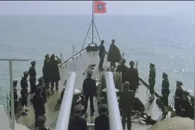 1948年，国民党舰队入江阻挡解放，周恩来道：是时候唤醒那个人了图片