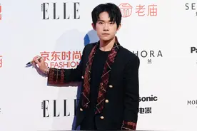 TFBOYS组合男孩们长大了，三人合照太A了图片