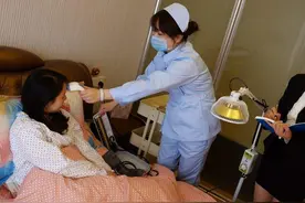 月子期间，“不适合出现”在产妇房间的三种人，家属提前做好沟通图片