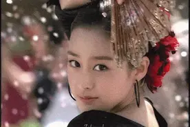 心中的韩国第一天然美女，金泰熙图片