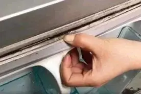 冰箱胶条发霉怎么办？学会这个窍门，一擦就干净，不伤胶条不变形图片