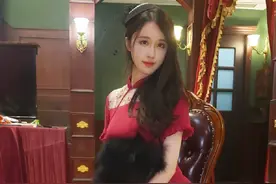 轩子巨2兔上演红白双秀，询问大家喜欢哪个？网友：瞧不起谁？图片