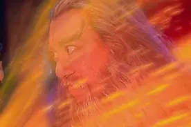 《风云雄霸天下》这6个字里，“雄霸”究竟是动词，还是名词？图片