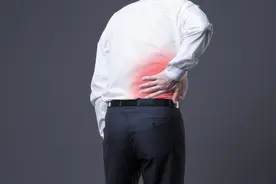 一喝水就尿频，到底是肾“坏”了，还是膀胱有问题？早点了解为好图片