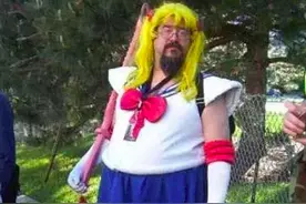 漫展上最辣眼睛COS，看一眼毁童年啊图片