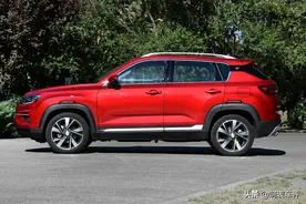 适合家用的长安CS35 PLUS，好看又实用，关键配蓝鲸1.4T还便宜图片