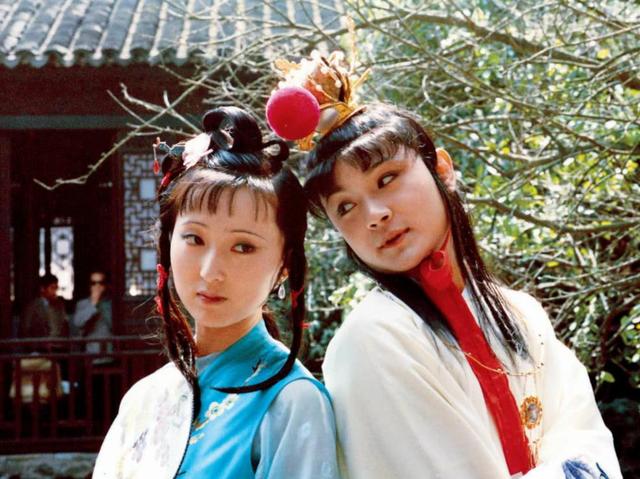 《红楼梦》里“金玉良缘”悲剧根源到底是什么？