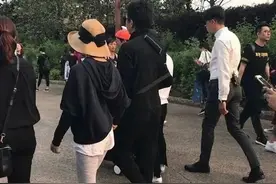 我天，我一定要买这“孙俪款”遮阳帽，戴上48像29岁，显嫩美爆了图片