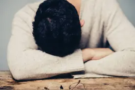 若丈夫说我好累，别回“辛苦了”，聪明的女人是会说这几句话！图片