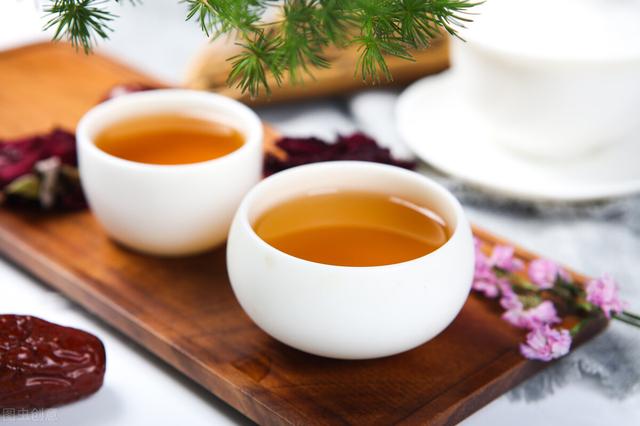用一句话来形容茶叶好喝，味道好，你会怎么说