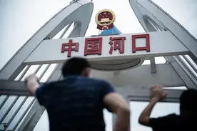 越南美女靠中文逆袭，借助中国互联网红利，收入成当地白领两倍图片