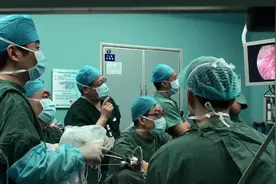 花季少女体检查出癌，开刀治疗却不留疤！| 浙二王平说甲状腺癌图片