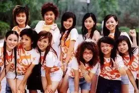 许飞手撕尚雯婕，翻车的06超女情怀杀变成撕X杀了图片