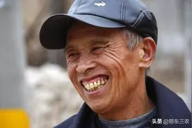 农村流传一句话：“一个儿子不老，两个儿子没家”，是啥意思？图片