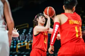 许利民妙手布阵赢首战，首发五虎出乎所有人意料图片