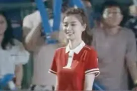 求杨颖别穿白色裤子了！这么瘦还有大假胯，这张脸却让人怀疑人生图片