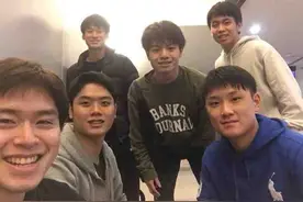 日乒已经抵达休斯敦！与国乒同日出发，伊藤美诚赛前扬言要夺冠图片