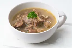 原来骨头汤、虾皮不补钙！真正补钙的是这5种食物，别再乱花钱了图片