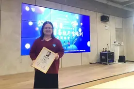 确诊狼疮9年，历经失明、瘫痪磨难，现在的我已成功停药图片