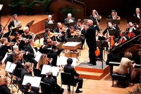 乐团指挥究竟有什么作用？图片