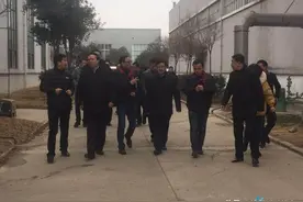 我市多部门联合督查调研大气污染防治图片