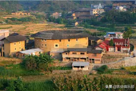 盖屋多个角，子孙恐世劳！农村忌讳圆形和多角形，却忽略了实用性图片